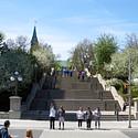 The York Street Steps run between Sussex Dr. and Mackenzie Ave., linking the ByWard Market and Major's Hill Park. 
