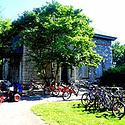 La Maison du vélo, 350, rue Laurier à Gatineau. / The 'House of Bicycles,' 350 Laurier Street in Gatineau